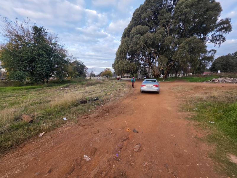0 Bedroom Property for Sale in Rhodesfield Gauteng