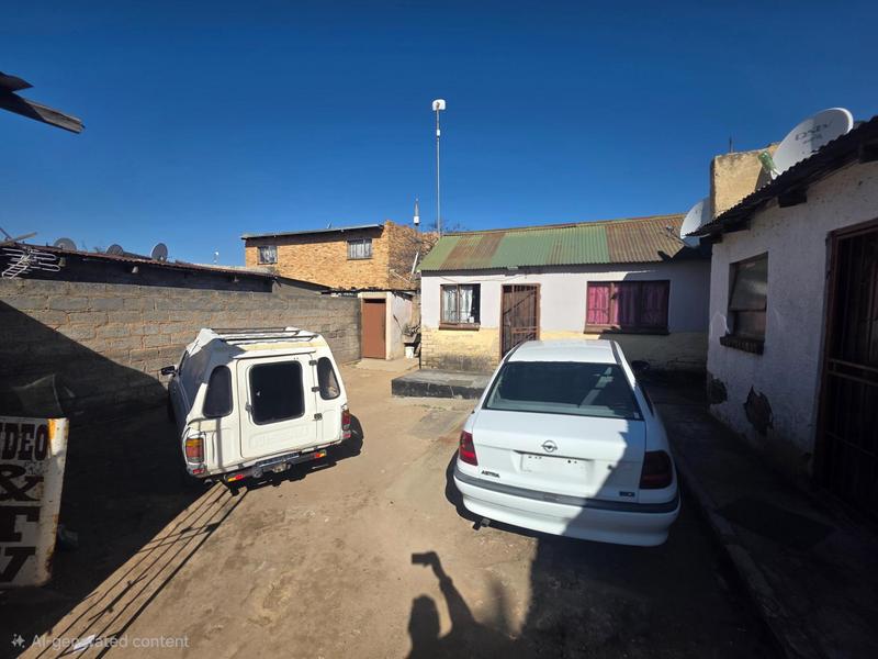 7 Bedroom Property for Sale in Phomolong Gauteng