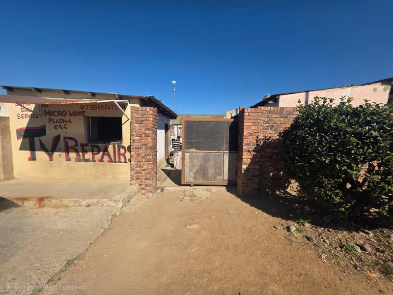 7 Bedroom Property for Sale in Phomolong Gauteng