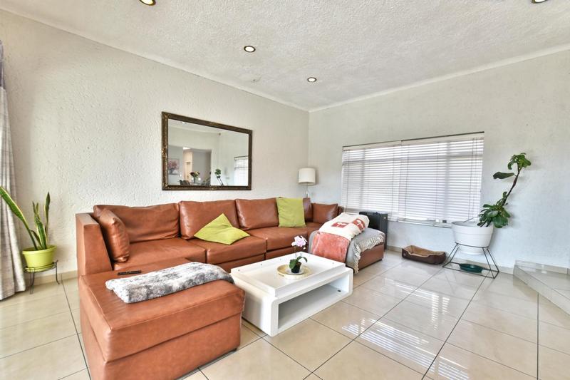 3 Bedroom Property for Sale in Morningside Gauteng