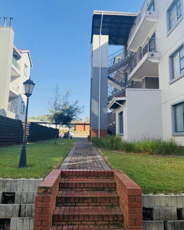 To Let 2 Bedroom Property for Rent in Modderfontein Gauteng