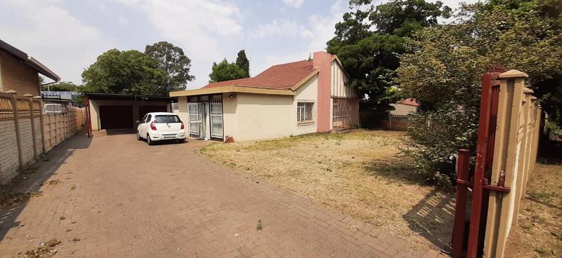 To Let 4 Bedroom Property for Rent in Beyers Park Gauteng