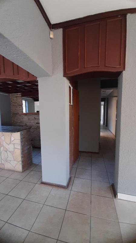 To Let 4 Bedroom Property for Rent in Beyers Park Gauteng