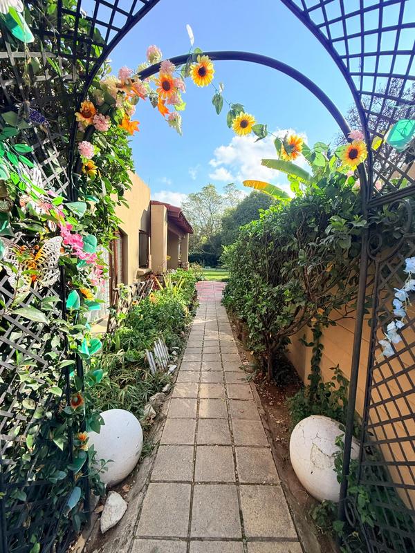 To Let 1 Bedroom Property for Rent in Woodmead Gauteng