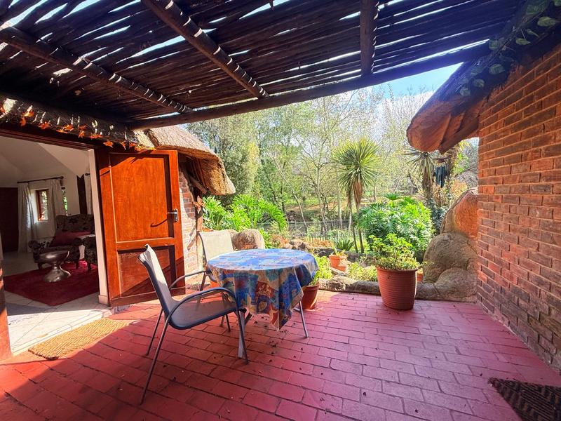 To Let 1 Bedroom Property for Rent in Woodmead Gauteng