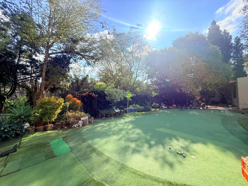 To Let 1 Bedroom Property for Rent in Woodmead Gauteng
