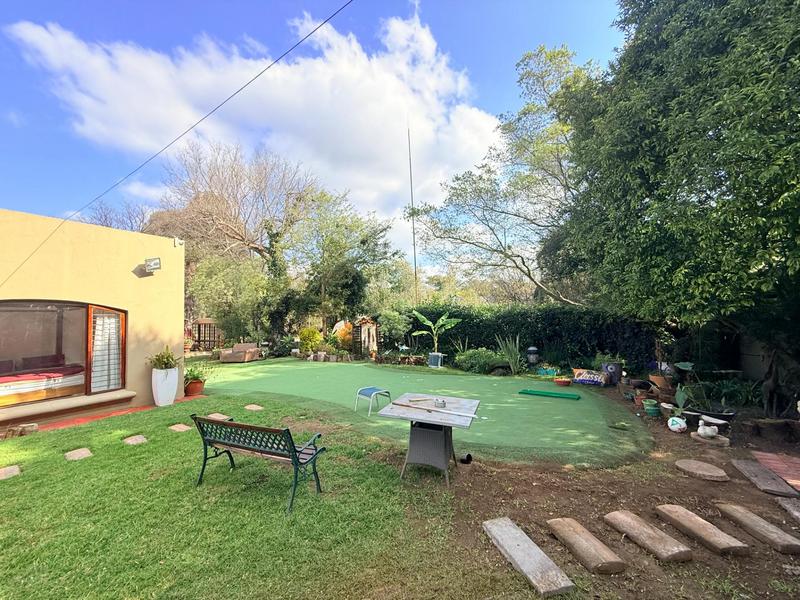 To Let 1 Bedroom Property for Rent in Woodmead Gauteng