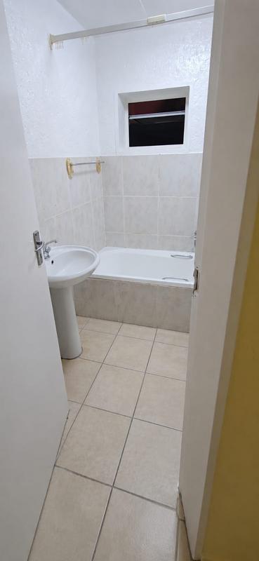 2 Bedroom Property for Sale in Winchester Hills Ext 3 Gauteng