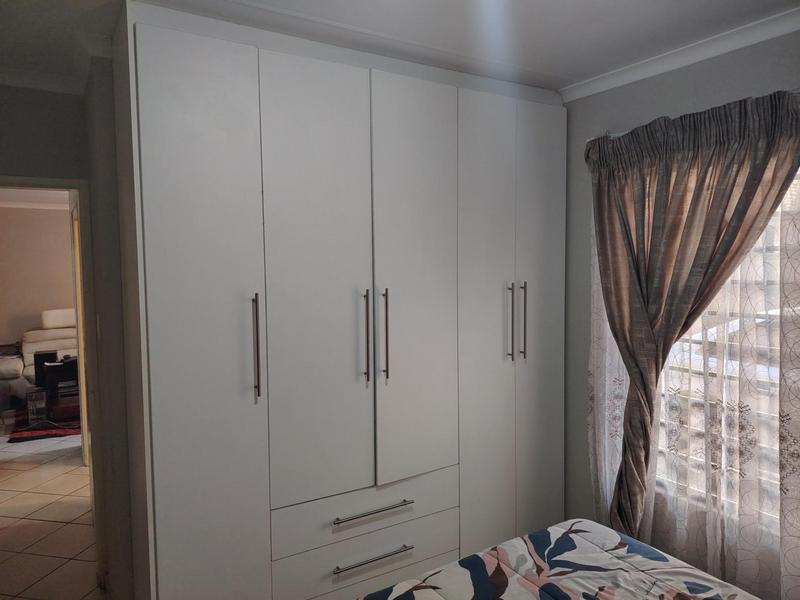 2 Bedroom Property for Sale in Wilfordon Gauteng