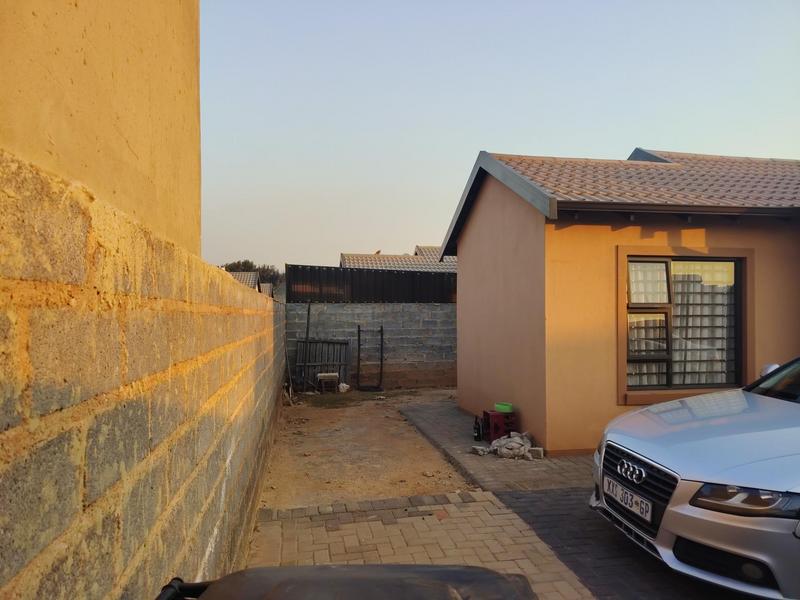 2 Bedroom Property for Sale in Wilfordon Gauteng