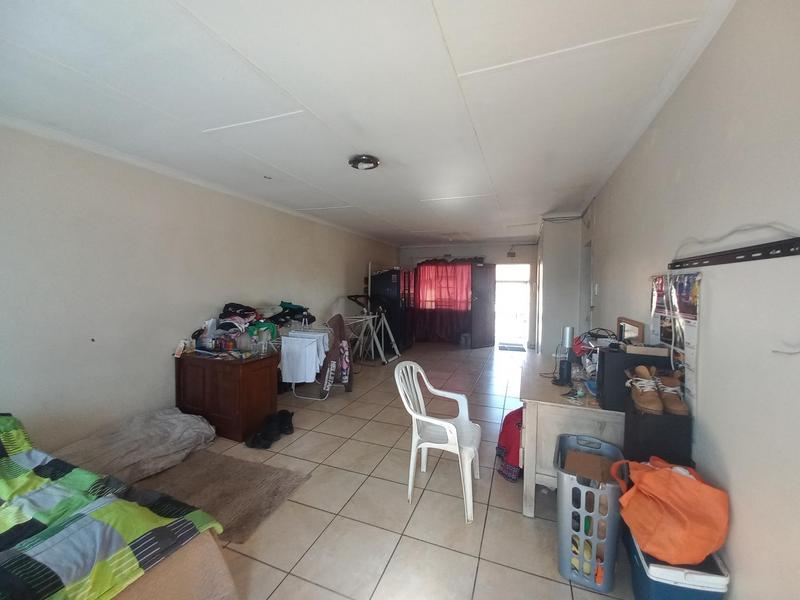 2 Bedroom Property for Sale in Windsor Gauteng