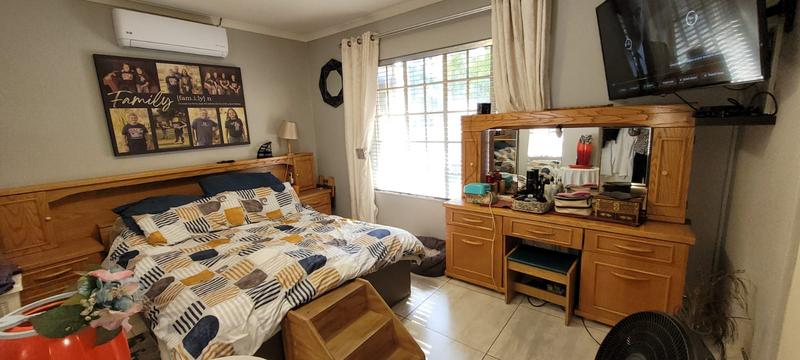 2 Bedroom Property for Sale in Albertsdal Gauteng