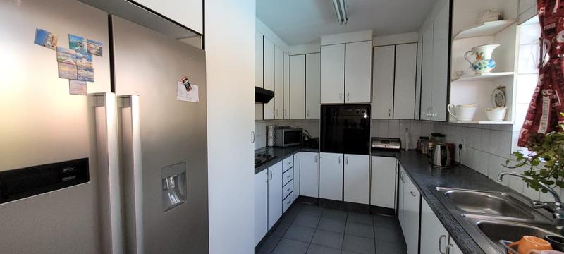 3 Bedroom Property for Sale in Brackendowns Gauteng