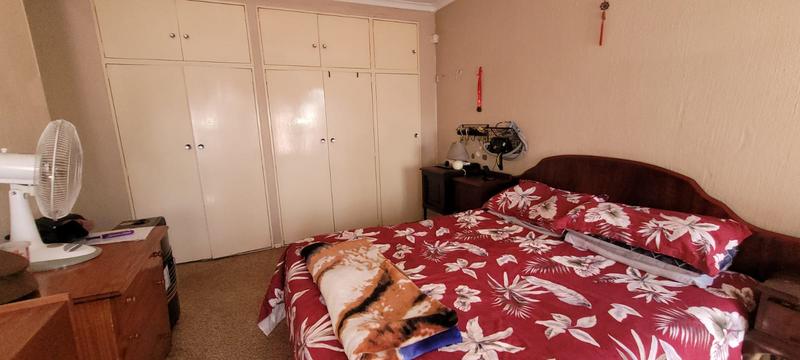 3 Bedroom Property for Sale in Brackendowns Gauteng