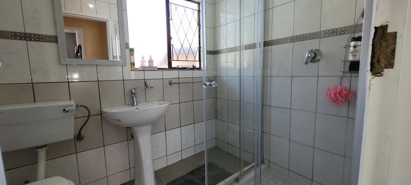 3 Bedroom Property for Sale in Brackendowns Gauteng