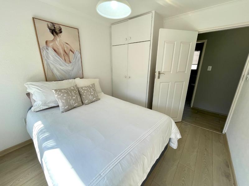4 Bedroom Property for Sale in Rant En Dal Gauteng