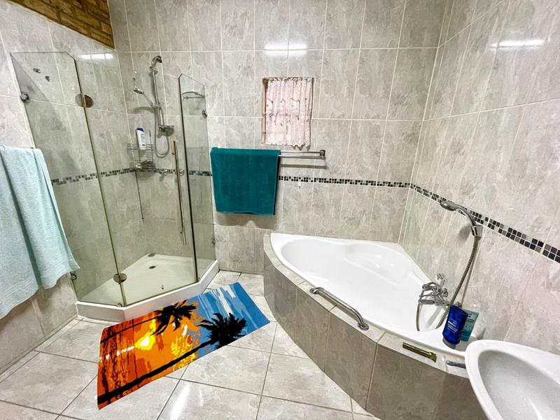 4 Bedroom Property for Sale in Rant En Dal Gauteng