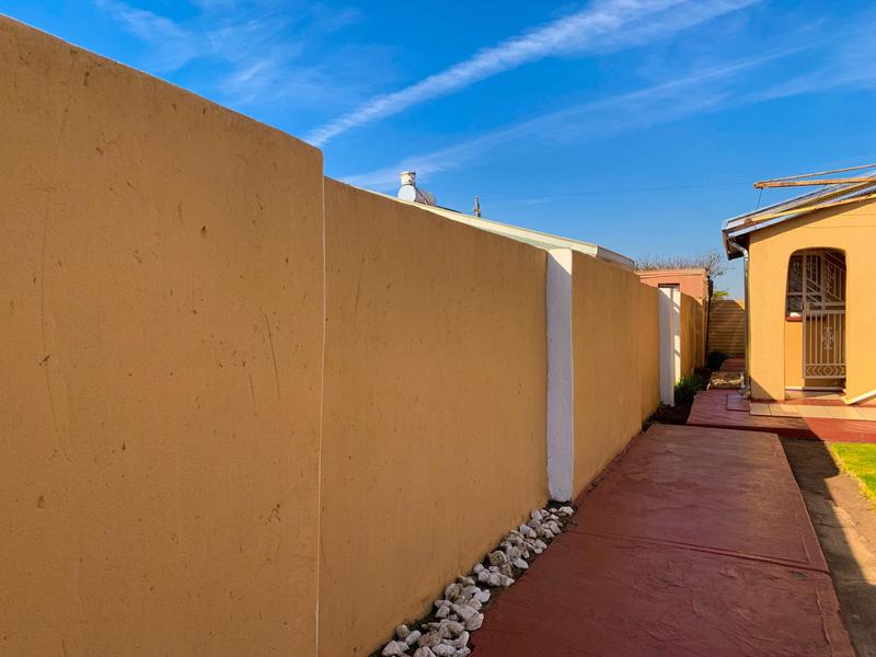 2 Bedroom Property for Sale in Sebokeng Unit 3 Gauteng