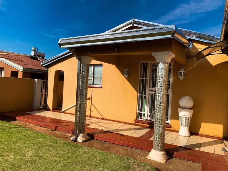 2 Bedroom Property for Sale in Sebokeng Unit 3 Gauteng