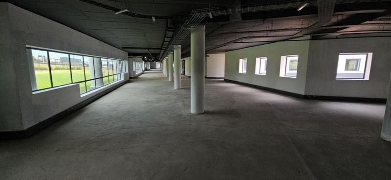 To Let Commercial Property for Rent in Vorna Valley Gauteng