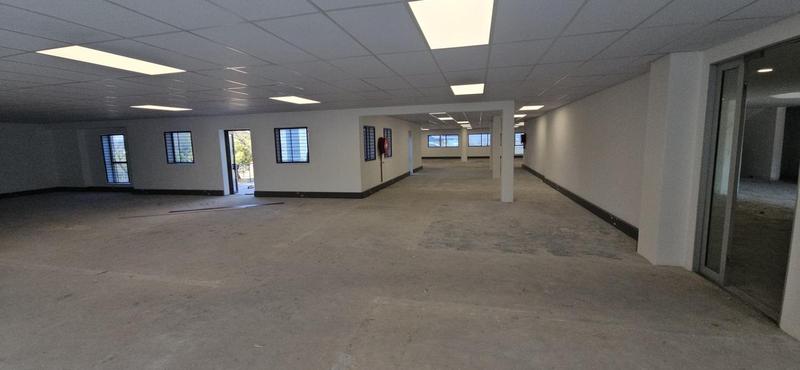 To Let Commercial Property for Rent in Vorna Valley Gauteng