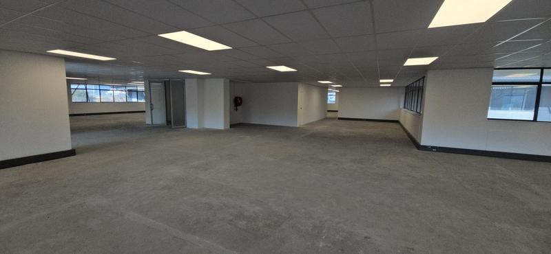 To Let Commercial Property for Rent in Vorna Valley Gauteng