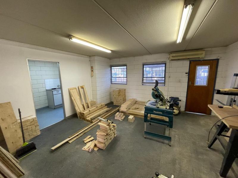 To Let Commercial Property for Rent in Hennopspark Gauteng
