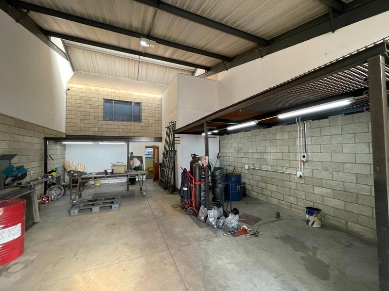 To Let Commercial Property for Rent in Hennopspark Gauteng