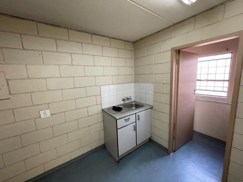 To Let Commercial Property for Rent in Hennopspark Gauteng