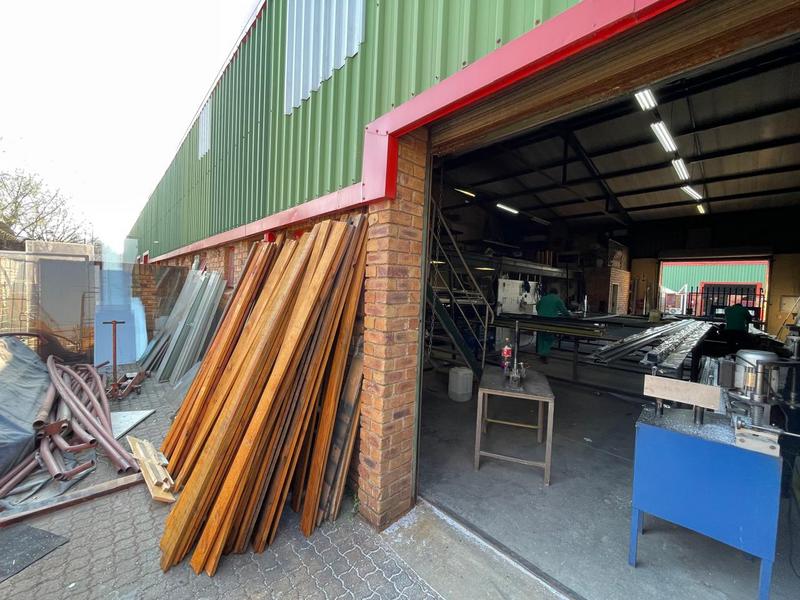 To Let Commercial Property for Rent in Hennopspark Gauteng