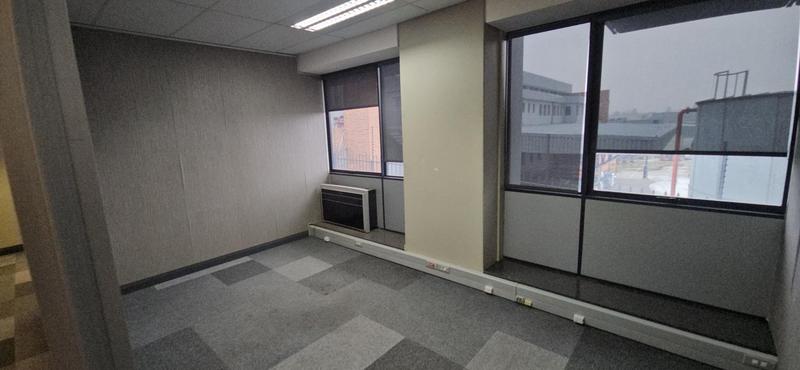 To Let Commercial Property for Rent in Randjespark Gauteng