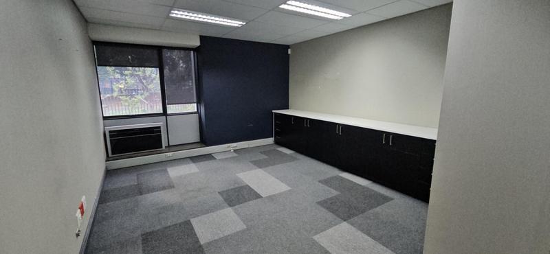 To Let Commercial Property for Rent in Randjespark Gauteng