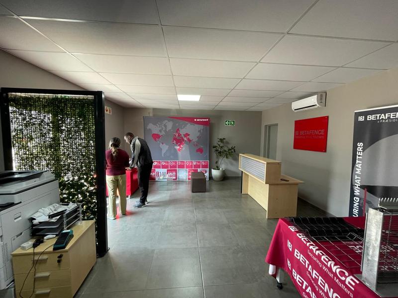 To Let Commercial Property for Rent in Knoppieslaagte Gauteng