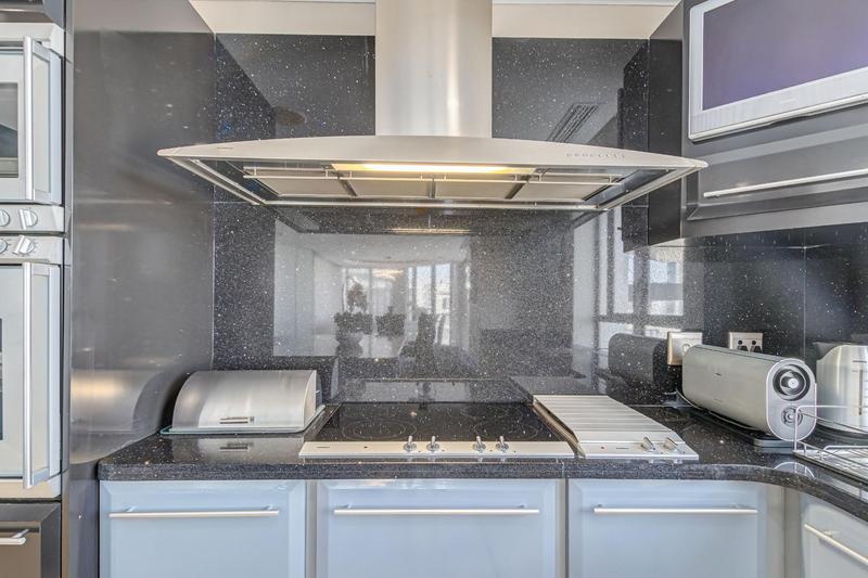 2 Bedroom Property for Sale in Sandton Central Gauteng