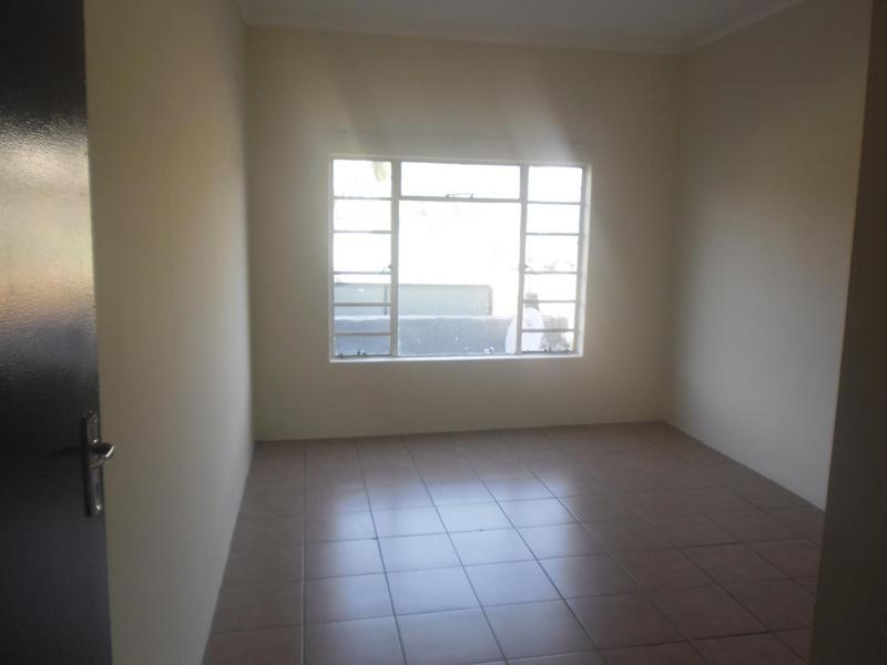 To Let 1 Bedroom Property for Rent in Gezina Gauteng