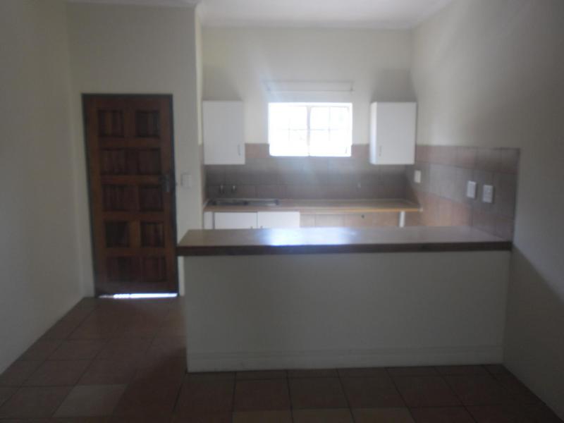 To Let 1 Bedroom Property for Rent in Gezina Gauteng