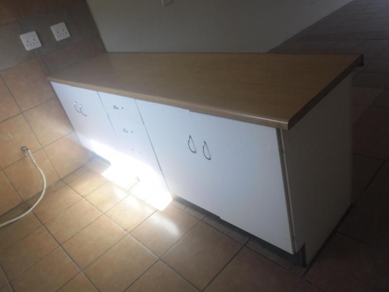 To Let 1 Bedroom Property for Rent in Gezina Gauteng