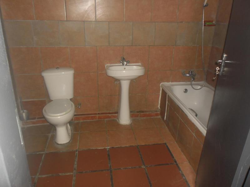 To Let 1 Bedroom Property for Rent in Gezina Gauteng