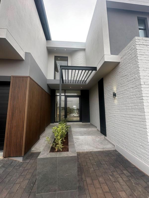 4 Bedroom Property for Sale in Fountainbrook Estate Gauteng