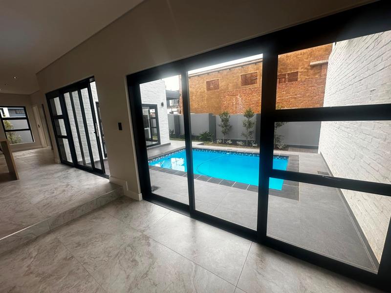4 Bedroom Property for Sale in Fountainbrook Estate Gauteng