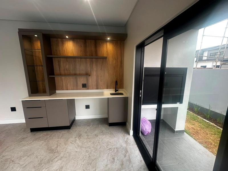 4 Bedroom Property for Sale in Fountainbrook Estate Gauteng