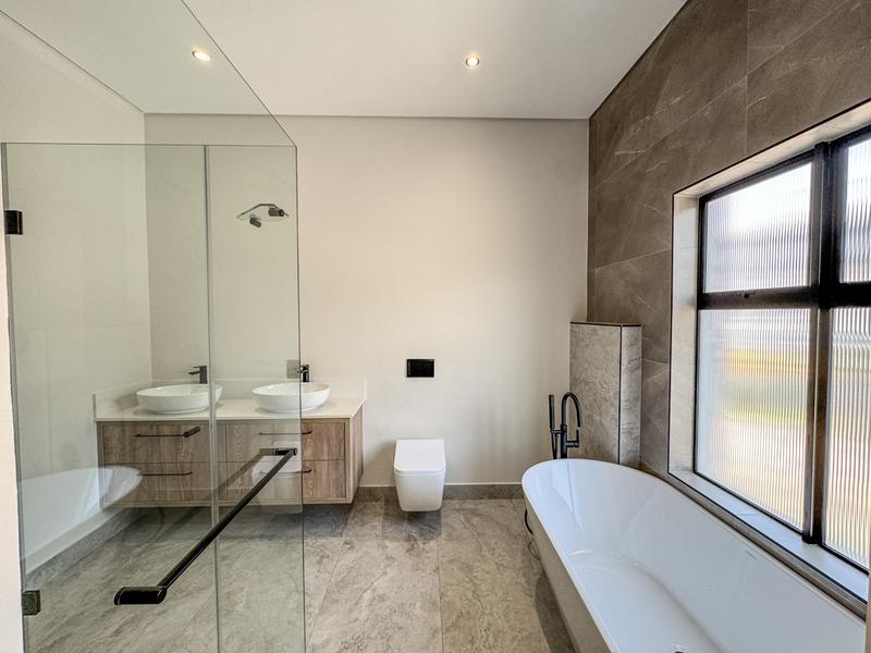 4 Bedroom Property for Sale in Fountainbrook Estate Gauteng