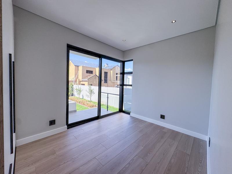 4 Bedroom Property for Sale in Fountainbrook Estate Gauteng