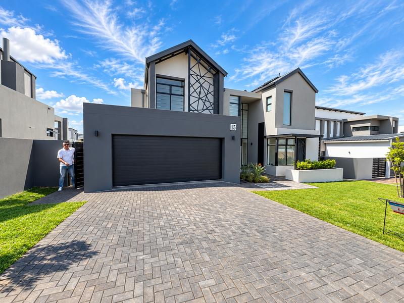 4 Bedroom Property for Sale in Fountainbrook Estate Gauteng