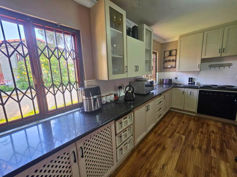 3 Bedroom Property for Sale in Faerie Glen Gauteng
