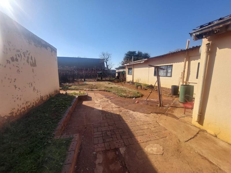 4 Bedroom Property for Sale in Zuurbekom Gauteng