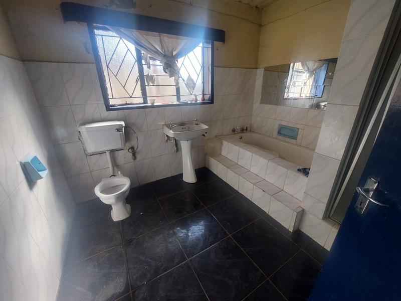 4 Bedroom Property for Sale in Zuurbekom Gauteng