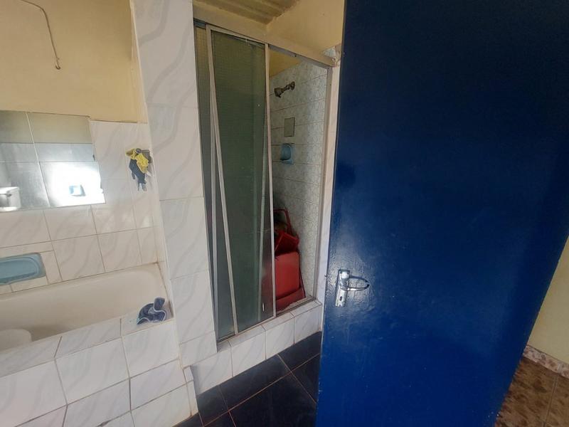 4 Bedroom Property for Sale in Zuurbekom Gauteng