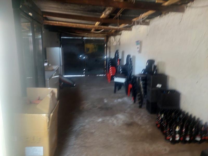 4 Bedroom Property for Sale in Zuurbekom Gauteng