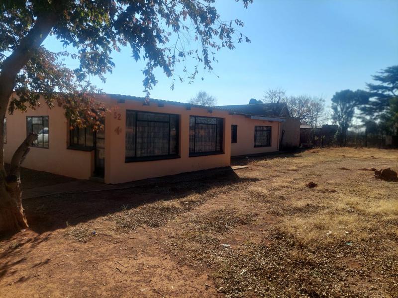 4 Bedroom Property for Sale in Zuurbekom Gauteng